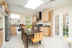 Photo 14- click for photo gallery